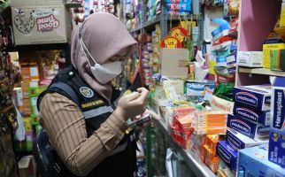 Gelar Operasi Pasar, Bea Cukai Amankan Puluhan Ribu Batang Rokok Ilegal - JPNN.com