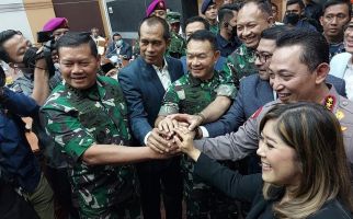 Diantar 3 Orang Penting, Laksamana Yudo Jalani Uji Kelayakan Calon Panglima TNI - JPNN.com