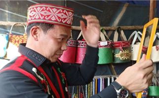 Festival Danau Sentarum Membangkitkan Produk UMKM di Perbatasan Indonesia - Malaysia - JPNN.com