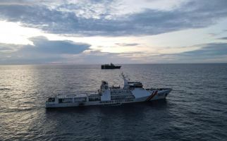 KN Pulau Marore-322 Bakamla RI Tertibkan Kapal Asing Berbendera Bahama - JPNN.com