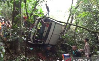 Ungkap Penyebab Bus Masuk Jurang yang Tewaskan 7 Orang di Magetan, Ya Tuhan - JPNN.com