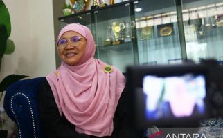 Perjuangan Luar Biasa Mimin Mintarsih untuk Anak WNI di Malaysia - JPNN.com