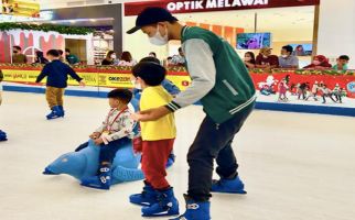 Yuk, Ikut Liburan Natal Seru Sambil Bermain Ice Skating di Event Christmas on Ice - JPNN.com