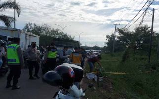 Mayat Wanita Ditemukan Telentang di Pinggir Jalan, Kondisinya Mengenaskan - JPNN.com
