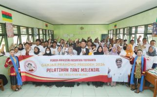 Pemuda dan Mahasiswa Pendukung Ganjar Gelar Pelatihan Tani di Gunung Kidul - JPNN.com