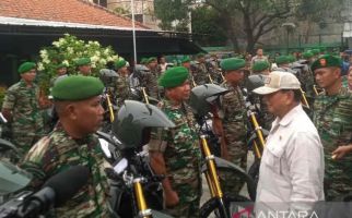 Perkuat Babinsa, Prabowo Subianto Serahkan 20 Unit Motor 'Tempur' - JPNN.com