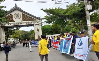 Limbah PT Amman Disebut Bikin Nelayan Sumbawa Barat Kesulitan Cari Ikan - JPNN.com