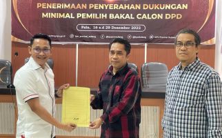 ART Serahkan Berkas Pendaftaran Calon DPD RI ke KPU Sulteng - JPNN.com