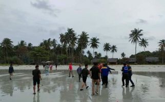 Jasad Remaja yang Tenggelam di Pantai Trikora 4 Bintan Ditemukan - JPNN.com