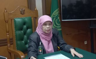 Gugat Cerai Suami, Nadia Mulya Juga Minta Hak Asuh Anak - JPNN.com