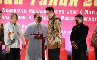 Pesan Gubernur Syamsuar & Kapolda Riau Irjen Iqbal saat Natal Agung - JPNN.com