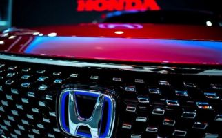 Penjualan Merosot, Honda Pangkas Produksi Mobilnya - JPNN.com