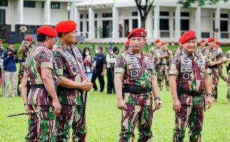 Kapolri Jenderal Listyo jadi Warga Kehormatan Kopassus, Bang Edi: Ini Kebanggaan Besar bagi Polri - JPNN.com