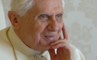 Kabar Duka dari Vatikan, Paus Emeritus Benediktus XVI Meninggal Dunia - JPNN.com