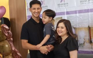 Aksi Putra Tasya Kamila Ingin Kubur Kipas Kesayangan - JPNN.com