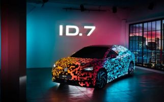 VW Memperkenalkan Sedan Listrik Terbaru, Warnanya Sesuai Perintah Pengemudi - JPNN.com