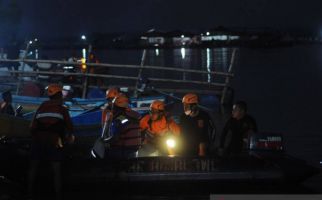 2 Prajurit TNI Hilang di Yapen Papua, Kapal Perang-Pesawat Militer Dikerahkan - JPNN.com
