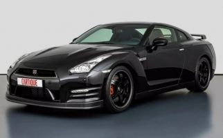 Nissan GT-R Black Edition Milik Sebastian Vettel Dijual, Sebegini Harganya - JPNN.com