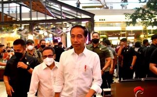 Jokowi Dinilai Berpihak pada Kemajuan Generasi Muda Indonesia - JPNN.com