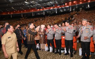 Di Hadapan Kada dan Ratusan Jenderal, Jokowi: Kristen, Hindu, Konghucu Punya Hak yang Sama - JPNN.com