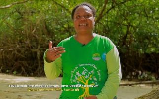 Perempuan-Perempuan Friwen Raja Ampat Full Senyum di Tengah Lebatnya Hutan Mangrove - JPNN.com