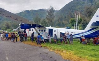 Tergelincir di Beoga, Pesawat SAM Air segera Dibawa ke Jayapura - JPNN.com