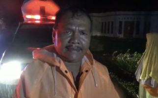 Padang Diterjang Banjir Bandang, 200 Kepala Keluarga Dievakuasi - JPNN.com