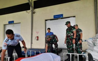 Letkol Andi Yusuf Sambut Jenazah Prajurit TNI Serka Jeky - JPNN.com