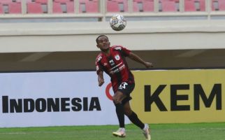 Persipura Resmi Lepas Mandowen dan M Tahir ke Klub Liga 1 Indonesia - JPNN.com