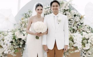 Mikha Tambayong Kenakan Gaun Spesial dari Sosok Ini di Hari Pernikahan - JPNN.com