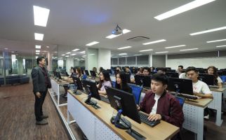 IBI Kwik Kian Gie Siap Cetak Generasi Muda Profesional - JPNN.com