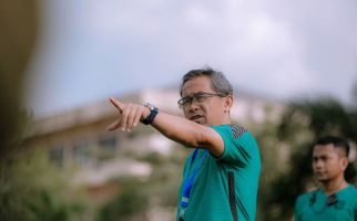 Legenda Persebaya Sebut Tekad Anies Bangun Stadion di Makassar Layak Diapresiasi - JPNN.com