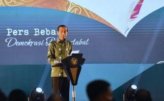 Jokowi Sebut Tantangan Dunia Pers Sangat Berat, Janji Bakal Turun Langsung - JPNN.com