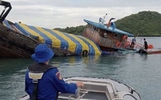 Kapal Pengangkut Puluhan Ribu Butir Kelapa Kandas di Batam, Begini Kondisinya - JPNN.com