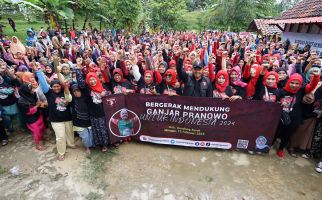 Ribuan Warga Bandung Barat Beri Dukungan Ganjar Pranowo Jadi Presiden 2024 - JPNN.com