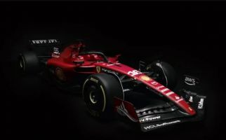 Ferrari SF-23 untuk F1 2023, Carlos Sainz: Impresi Berkendaranya Berbeda - JPNN.com