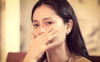 Sambil Menangis, Clara Bernadeth Mengaku Pernah Mengalami Mental Abuse - JPNN.com