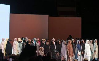 Indonesia Fashion Week 2023 Resmi Dibuka, Sandiaga Uno Singgung Soal PDB - JPNN.com