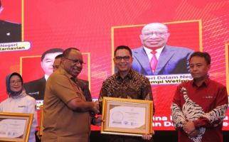 Selamat, Sekda Sumsel Raih Penghargaan Leading Change and Influence dari Kemendagri - JPNN.com