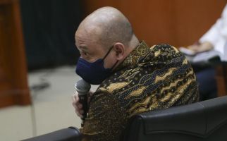 Jalani Sidang KKEP, Irjen Teddy Minahasa Nasibnya di Tangan 5 Jenderal Ini, Siapa? - JPNN.com