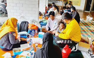 Airlangga Ajak Kader Golkar Gotong Royong Bantu Korban Kebakaran Depot Pertamina Plumpang - JPNN.com