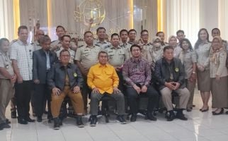 Senator Bustami Zainudin Terima Aduan Soal Sengketa Agraria Saat Reses di Lampung - JPNN.com