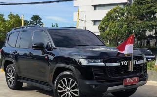 Bukan Naik Sedan Mewah, Jokowi Pilih Tunggangi Mobil Gagah Ini, Spesifikasinya Ngeri, Bro - JPNN.com