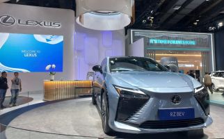Lexus Bongkar Teknologi SUV Listrik Ini, Disebut Bisa Menyesuaikan Kondisi Jalan - JPNN.com