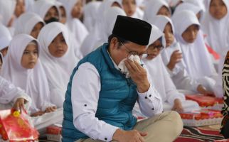 Gus Muhaimin Menangis Mendengar Doa Fitriani di Istana Anak Yatim Tanah Bumbu - JPNN.com