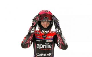 MotoGP 2023: Espargaro Menjadi Pembalap Pertama Pakai Helm Berteknologi MIPS - JPNN.com