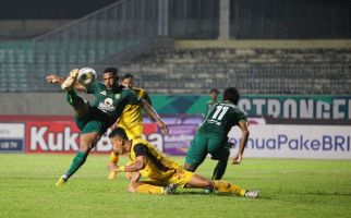 Ogah Salahkan Wasit, Pelatih Persikabo Akui Keunggulan Persebaya - JPNN.com