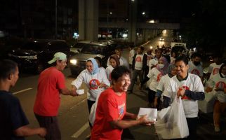 Relawan Puan Mengadakan Sahur Keliling di Kota Palembang - JPNN.com