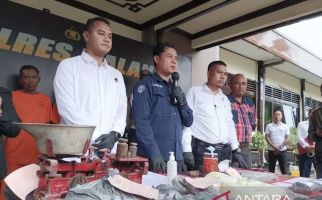 3 Pembuat dan Penjual Petasan Ditangkap Polres Malang, Sebegini Barang Buktinya - JPNN.com