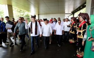 HT Lantik Mantan Bupati Ali Mukhni Jadi Ketua DPW Partai Perindo Sumbar - JPNN.com